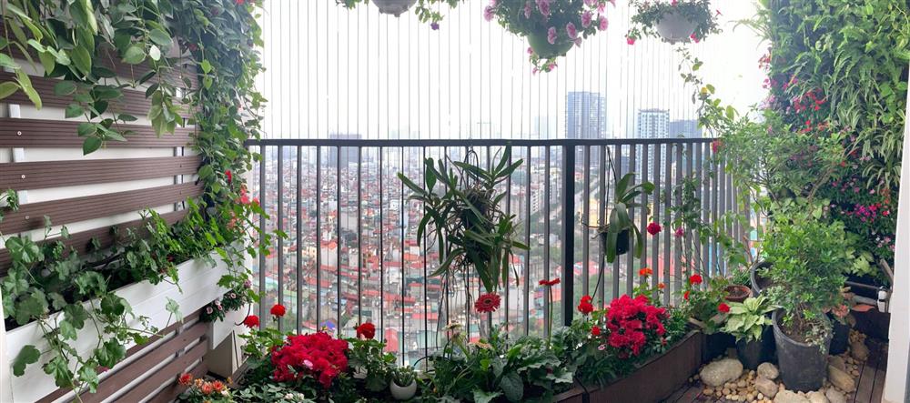 khung-luoi-bao-ve-ban-cong-ha-noi-4